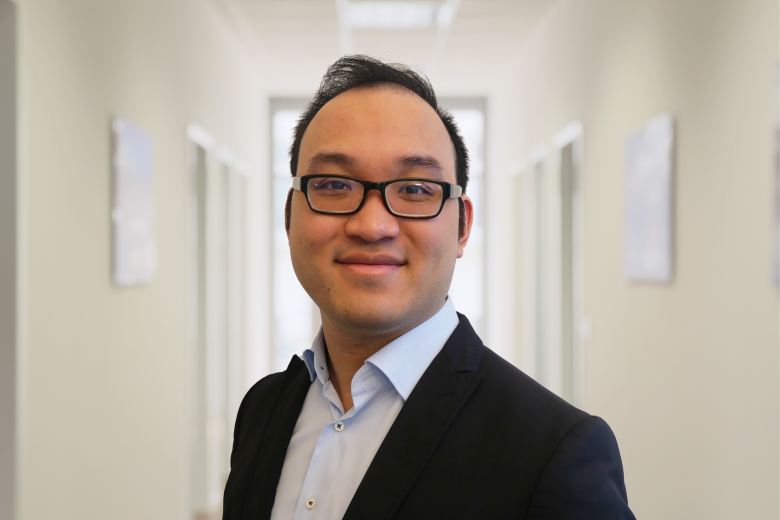 Viet-Chau Nguyen